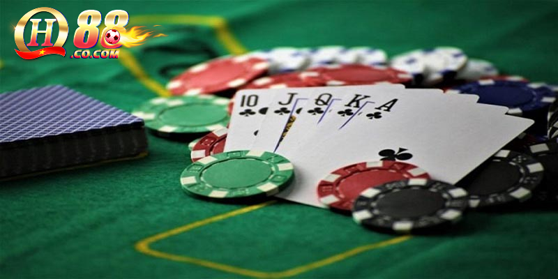 Áp dụng linh hoạt chiến lược hợp lý trong cả ván