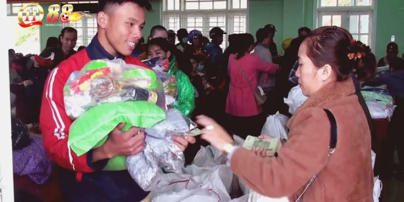 QH88 tổ chức từ thiện - Hành trình lan tỏa yêu thương 3 Chương trình thiện nguyện QH88 tại Tiền Giang